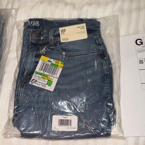 a.n.a 10P Medium Wash Blue Jeans, High Rise Flare Leg NIP